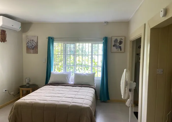 2 Bdr #1 At Ramparts Near Sangster Airport Montego Bay