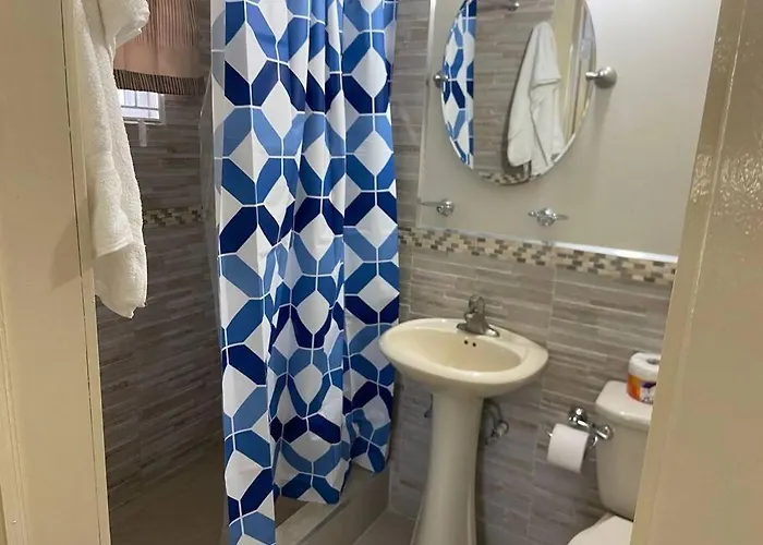 2 Bdr #1 At Ramparts Near Sangster Airport Apartment Montego Bay