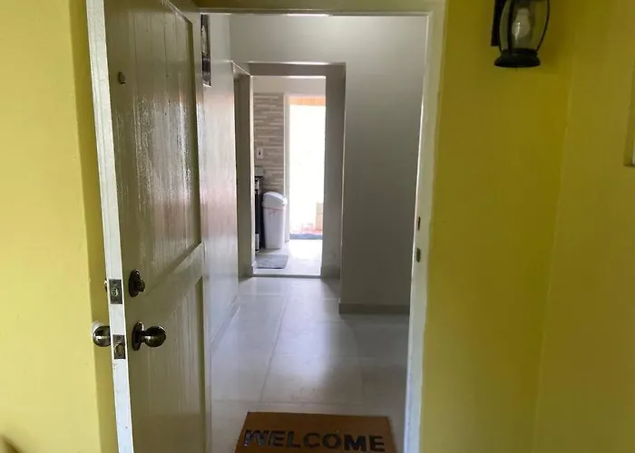 2 Bdr #1 At Ramparts Near Sangster Airport Apartment *