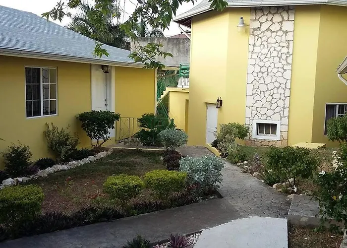 2 Bdr #1 At Ramparts Near Sangster Airport Apartment Montego Bay