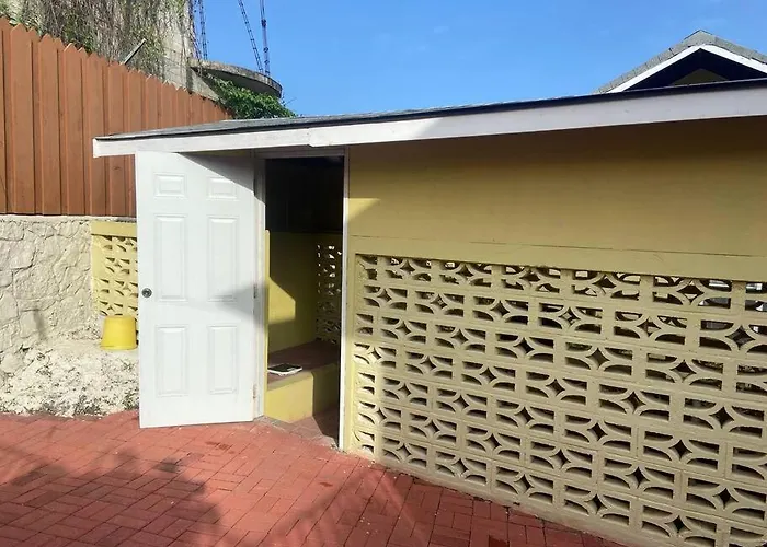 2 Bdr #1 At Ramparts Near Sangster Airport * Montego Bay