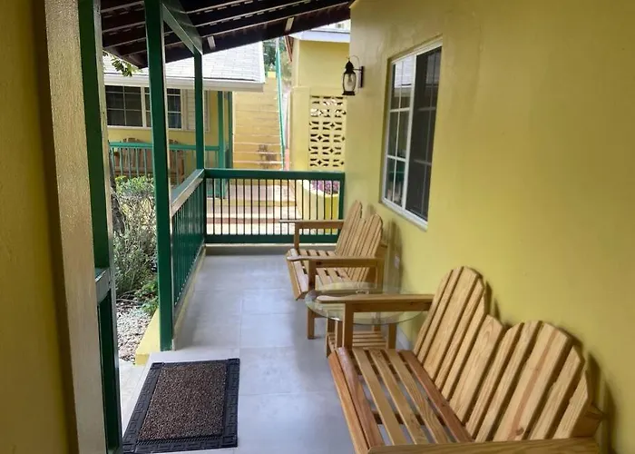 2 Bdr #1 At Ramparts Near Sangster Airport * Montego Bay