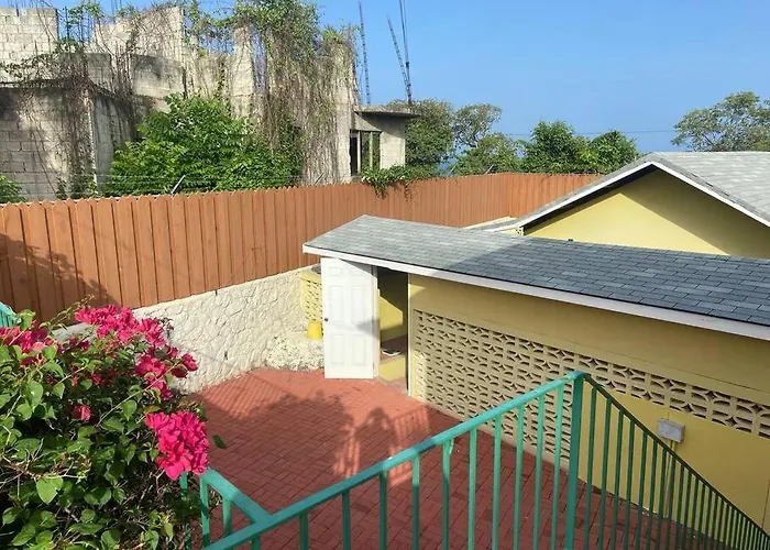 2 Bdr #1 At Ramparts Near Sangster Airport Apartment Montego Bay